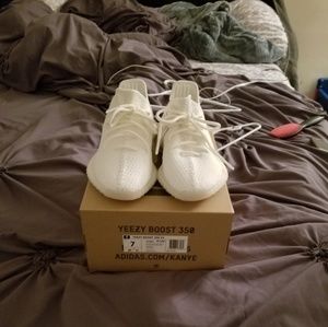 Yeezy boost 350 v2